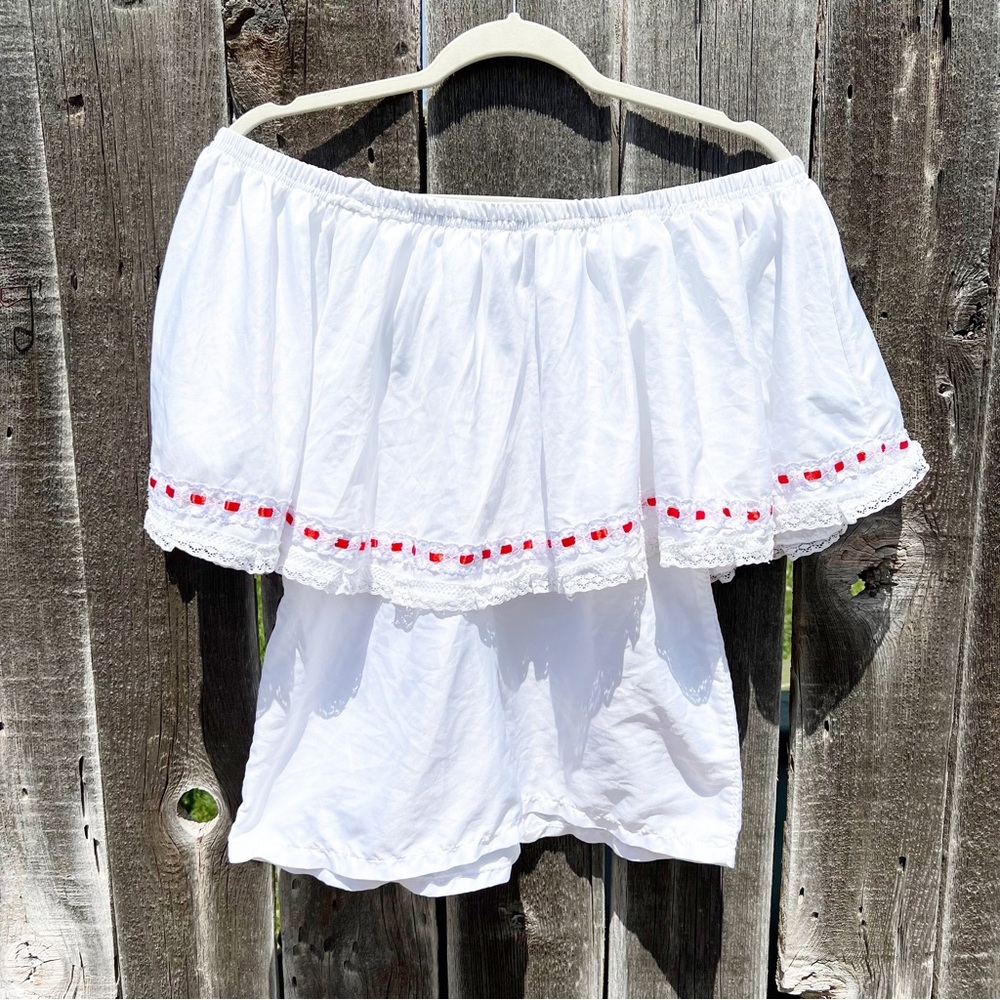 Vintage handmade 70s Peasant Bohemian Spanish Off the Shoulder White and Red Top - Picture 3 of 5